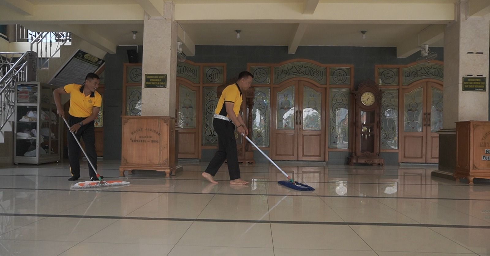 Bakti Religi Satlantas Polres Lamongan di Desa Pancasila, Wujud Toleransi dan Kepedulian Jelang Hari Bhayangkara ke-80